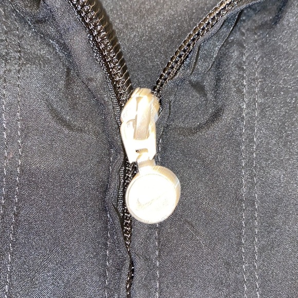 Vintage light Nike zip up jacket - Picture 2 of 9